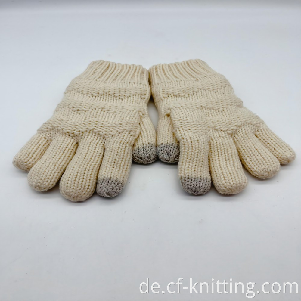 Cf S 0014 Knitted Gloves 3